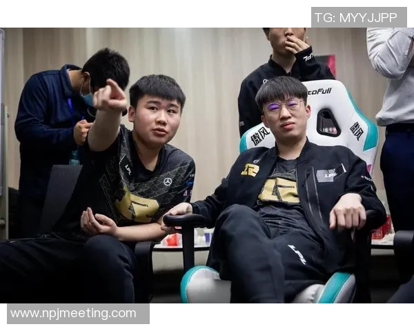 DOTA2赛季15深度解析FPX中路战术突破与电竞策略